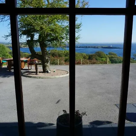 Дом отдыха Lighthouse *